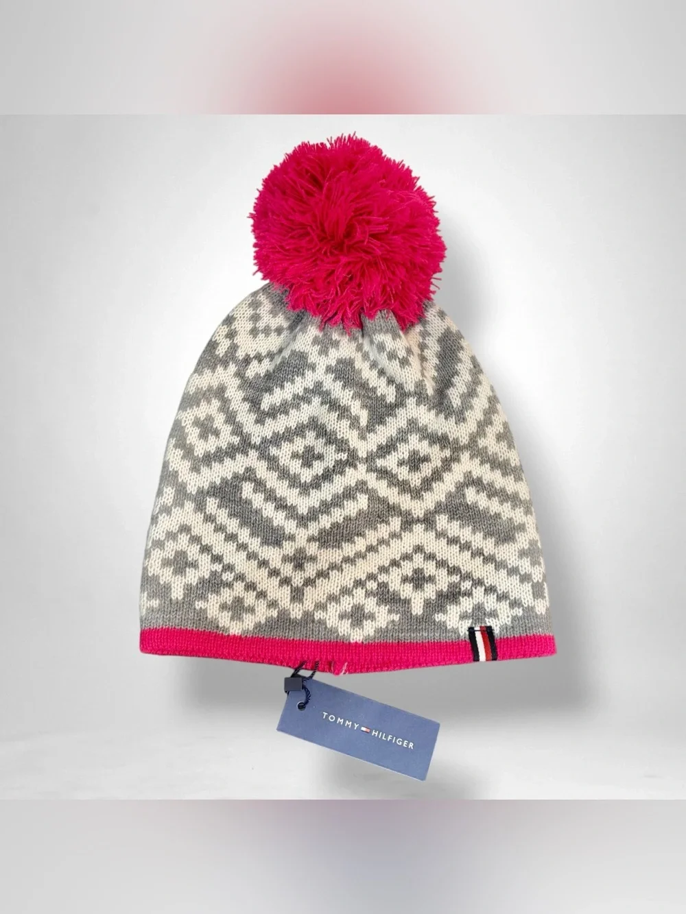 NWT Tommy Hilfiger Grey And White Beanie W/ Pompom Outdoors Women’s One Size
